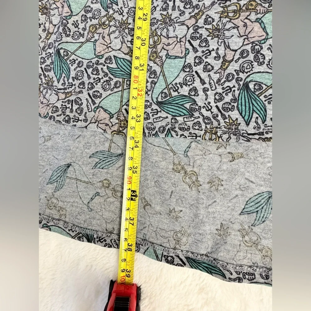 Lularoe Disney Carly High-Low Swing Dress - King Triton Print - Size Small - Picture 8 of 10